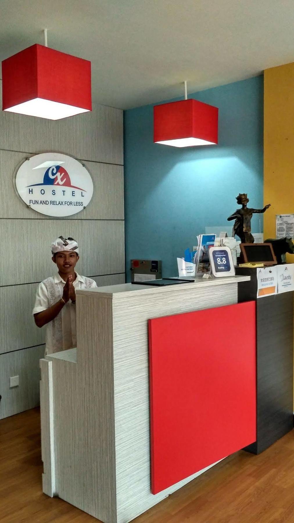 Cx Hostel Kuta Raya Buitenkant foto