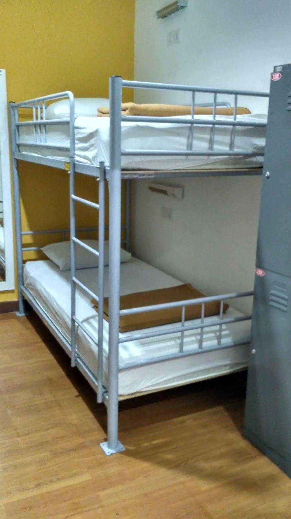 Cx Hostel Kuta Raya Buitenkant foto
