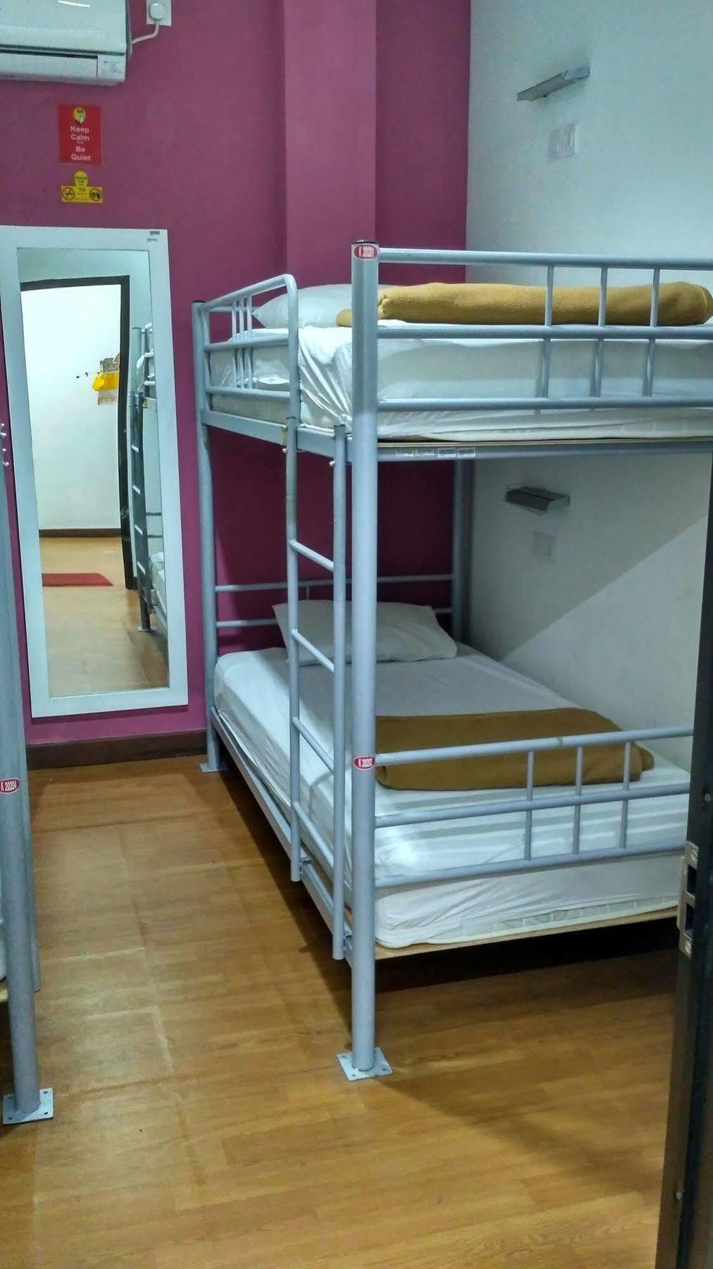 Cx Hostel Kuta Raya Buitenkant foto