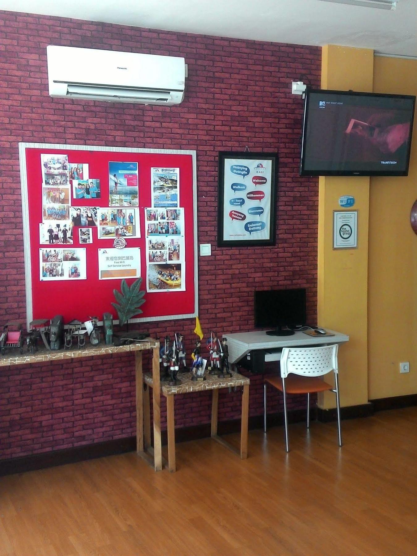 Cx Hostel Kuta Raya Buitenkant foto